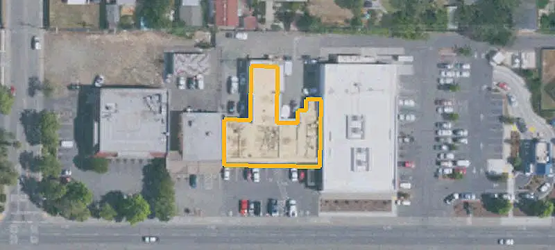 Multi-Tenant Retail Property