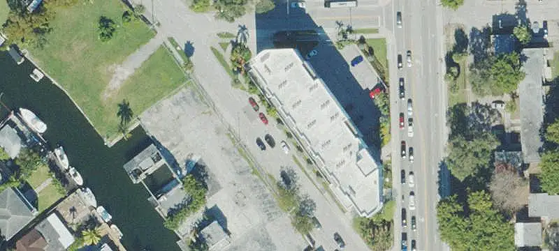 Multi-Tenant Retail Center