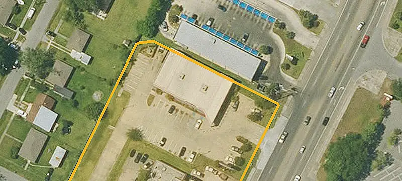 Open-Layout Retail Condo
