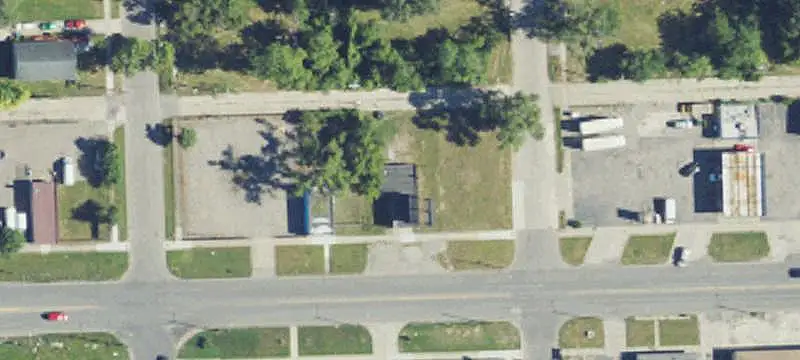 Improved Storefront Commercial Building