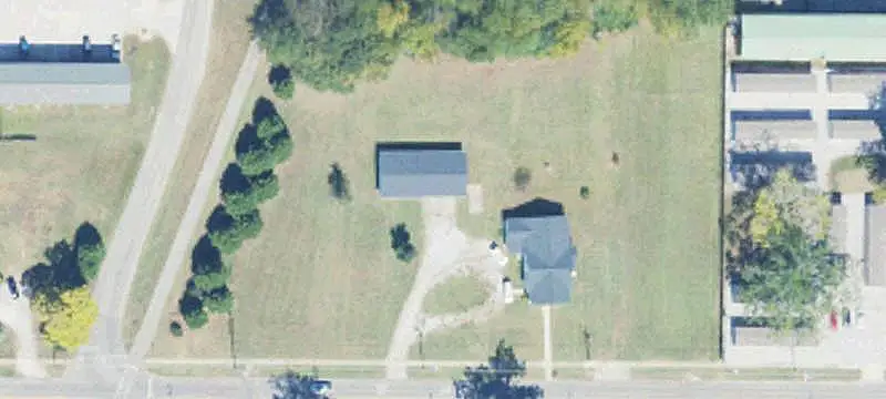 Commercial Land Near Trail