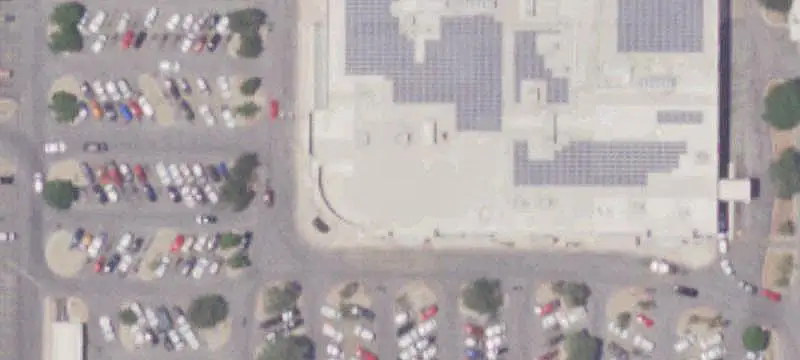 H-E-B Anchored Shopping Center