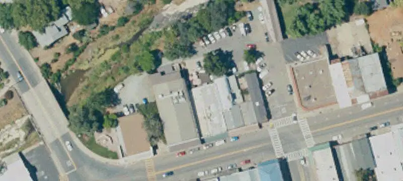 Restaurant Property with Covered Dining