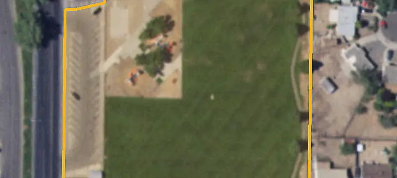 Level Commercial Land