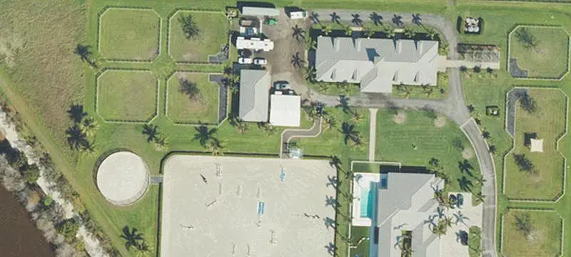 Equestrian Property with Riding Ring