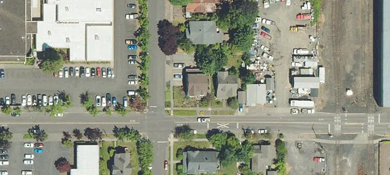 Victorian Duplex with Parking