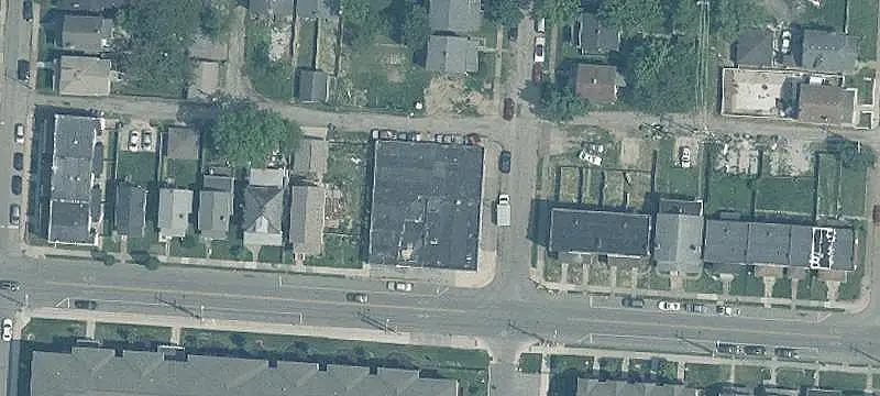 Corner Multi-Tenant Retail Space