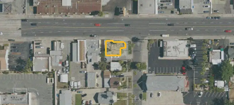 Renovated Two-Unit Retail Space