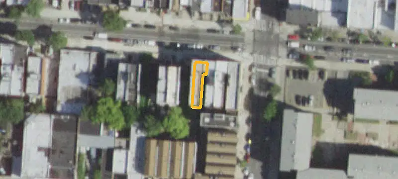 8-Unit Apartment Building
