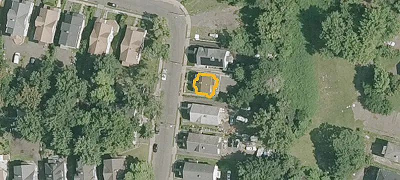 Two-Unit Duplex with Large Yard