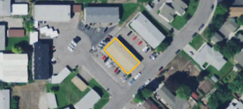 8-Unit Apartment Building