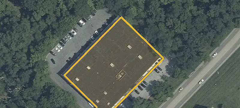Flex Building with Retail Visibility
