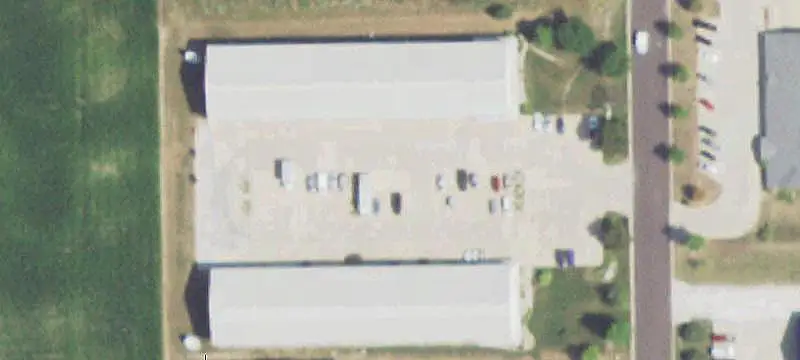 Twin-Building Flex Space