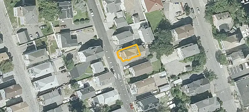 Remodeled Triplex with Garage