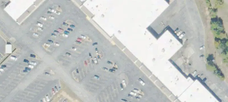 Big Lots-Anchored Shopping Center
