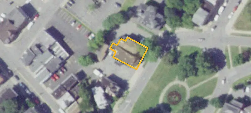 16-Unit Apartment Building with Laundry