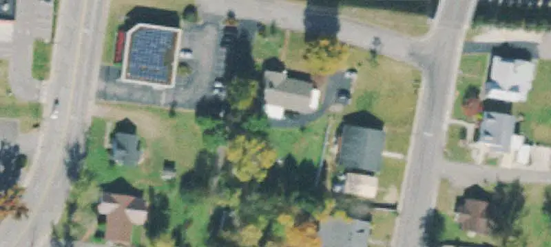 Freestanding Storefront Property