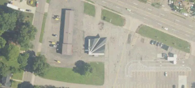 Restaurant Building with New Systems