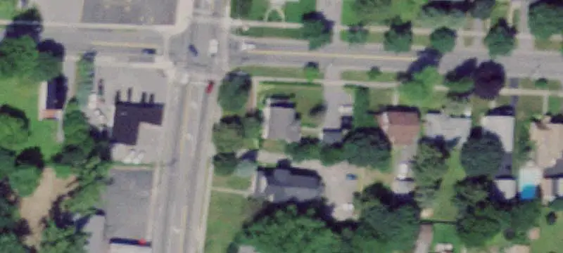 Mixed-Use Property with Apartment
