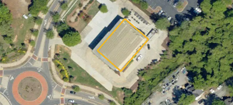 Open-Layout Retail Space