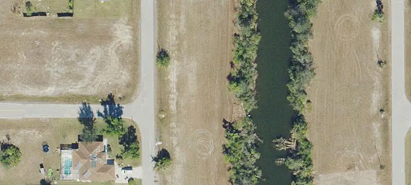 1817 Ne 13th Ave, Cape Coral, FL 33909