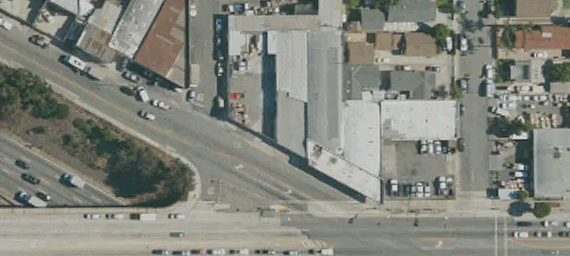 Flex Space with Secured Yard