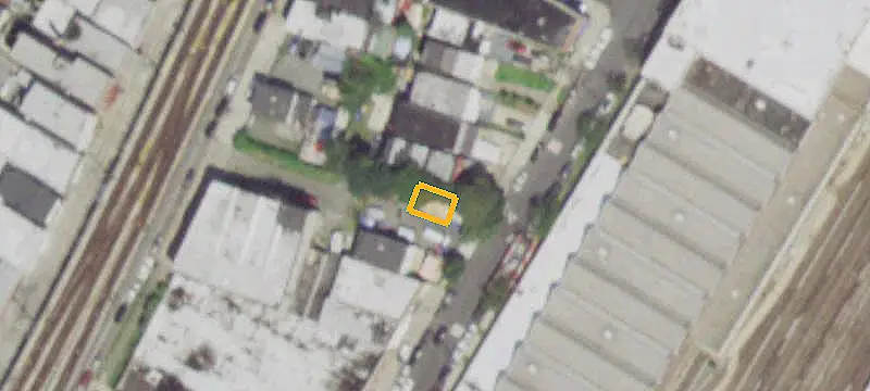 Block-Through Commercial Land