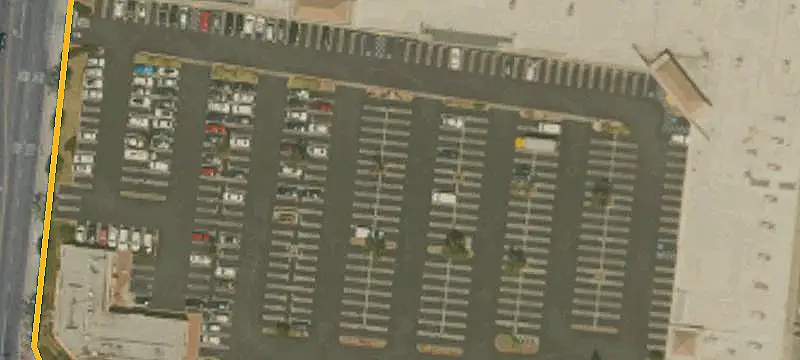 Retail Space with On-Site Parking