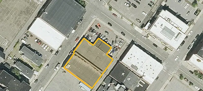 Multi-Suite Retail Storefront