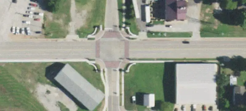IL-Zoned Corner Land