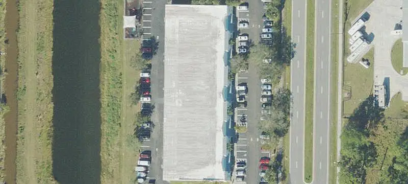 Flex Space with Roll-Up Doors