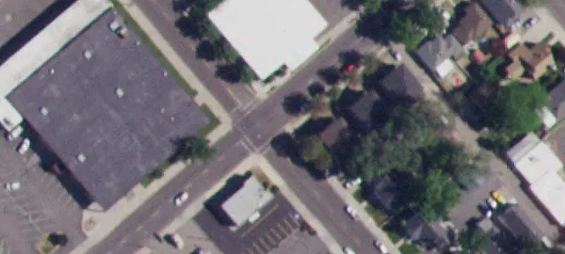 16-Unit Apartment Building