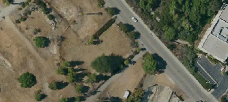 Community Commercial Land Near I-15
