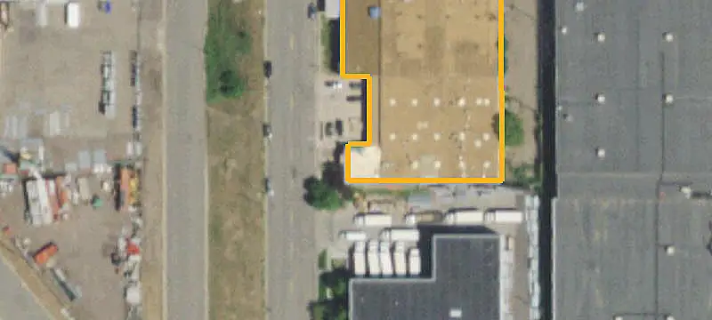 Vacant Multi-Tenant Warehouse