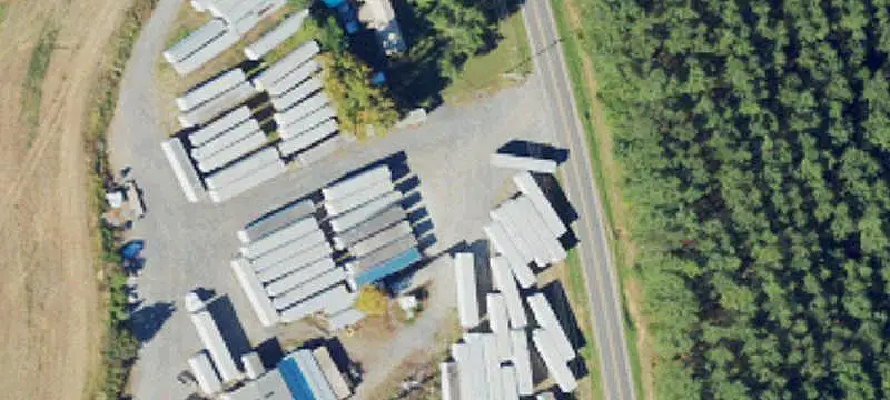 Auto Repair Shop With Office