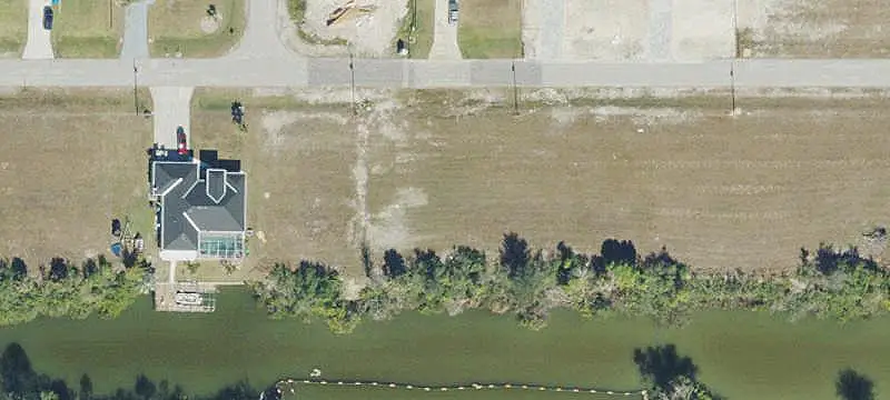 Lots/Land