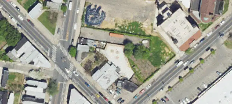 Ridge Avenue Retail Space