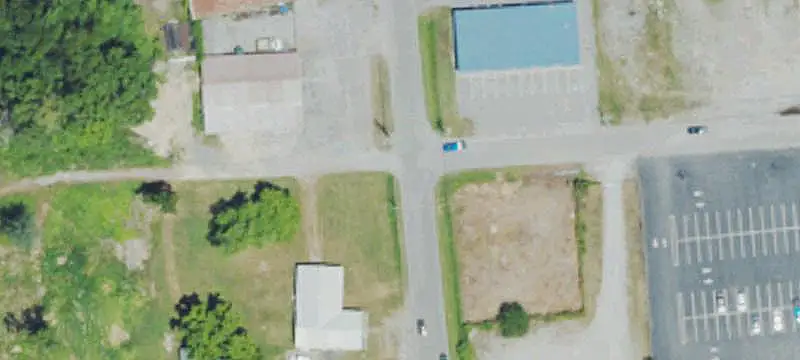 Retail Building with Parking