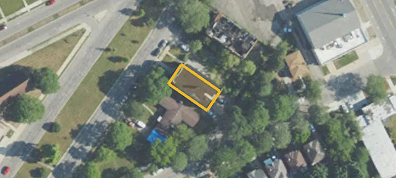 13-Unit Brick Apartment Building