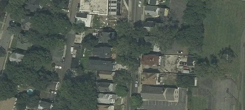 Triplex with 3-Car Garage