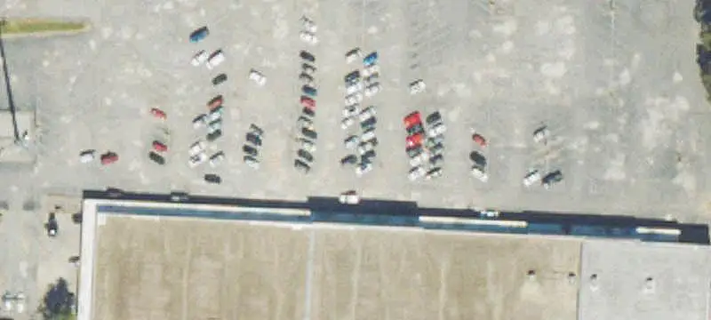 Open Retail Space with Parking