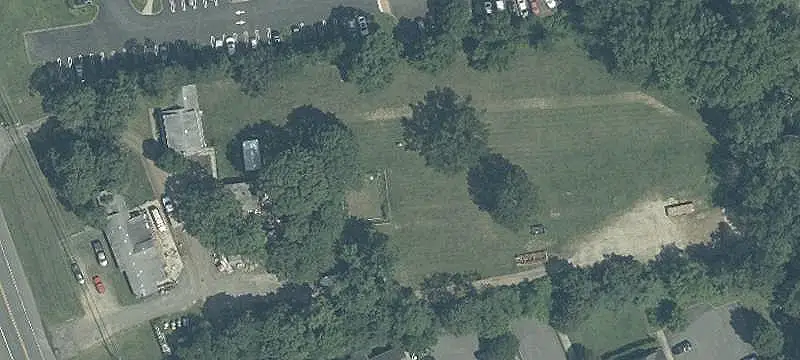 Three-Story Live-Work Space