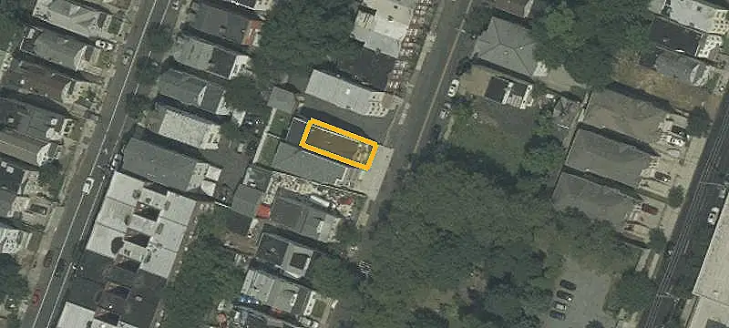 Duplex with Bonus Apartment