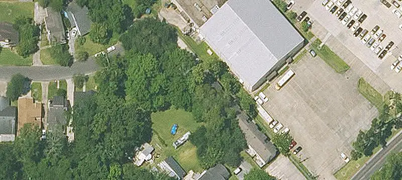 8-Unit Apartment Building