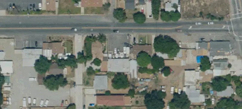 Freestanding Auto Repair Shop