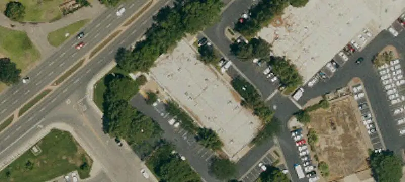 Single-Tenant Office Unit