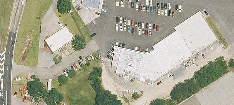 Office Units in Anchored Center