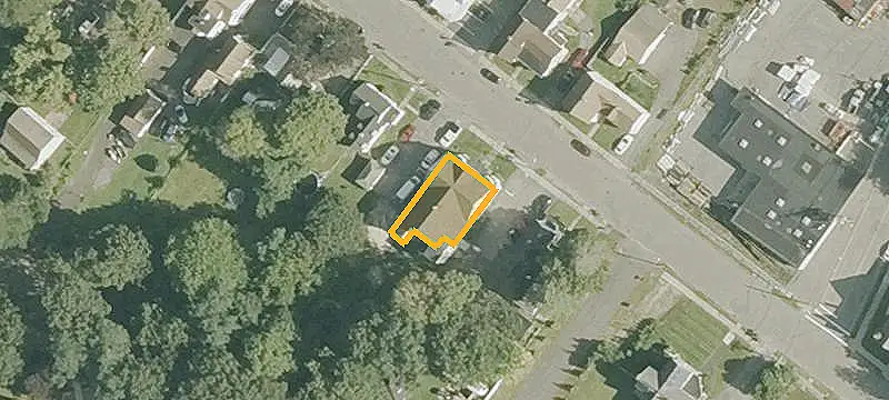 Remodeled 14-Bedroom Multifamily Property