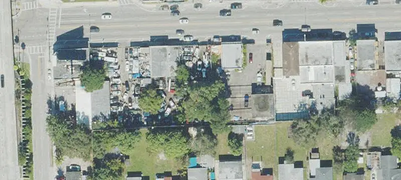 Showroom Property with Two Buildings