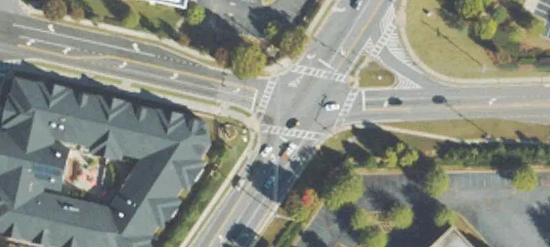 Aldi-Anchored Shopping Center